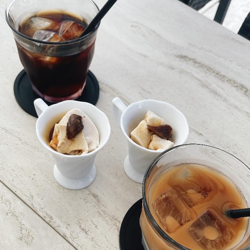 (アジト （CAFE´azito）)