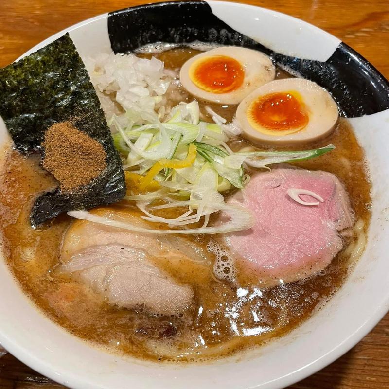 味玉濃厚煮干し中華(煮干し中華 八 吉田店)