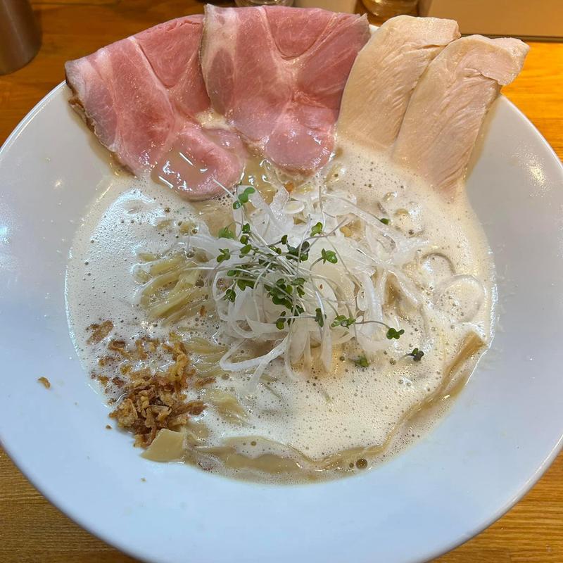 鶏白湯醤油(麺処 飯田家)