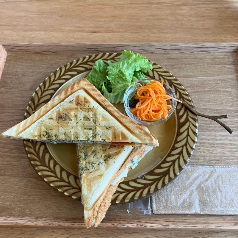 ホットサンド（トマトハムチーズ）(夕日cafe)