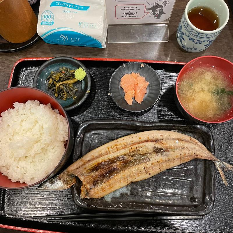 さんま開き定食(あじひろ)