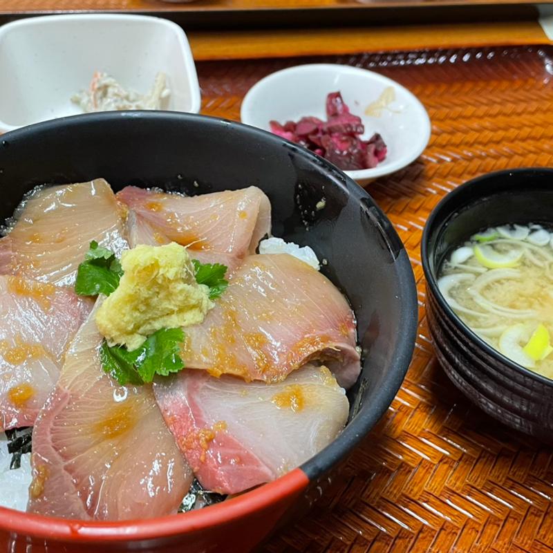 ブリづけ丼(大洗町漁協　かあちゃんの店 )
