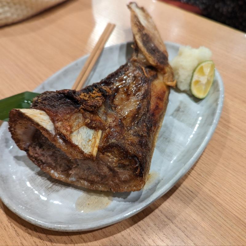 アゴ肉の原始焼き(海鮮原始焼居酒屋 ろば炭魚 赤羽本店)