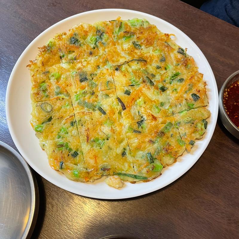 海鮮チヂミ(韓国料理 デバッ家(デバッカ))