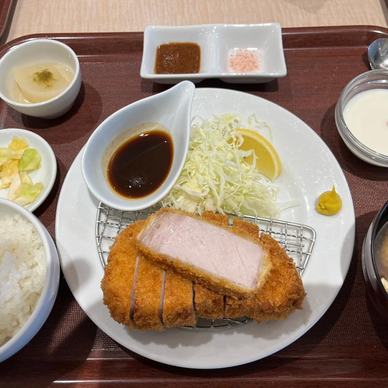厚切り豚かつ(多古カントリークラブ レストラン )