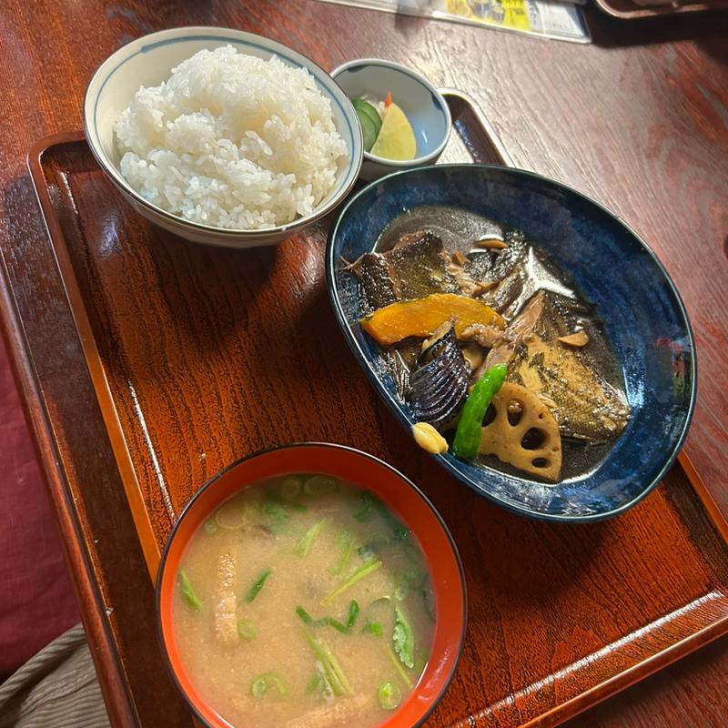 煮魚定食(美味小家 （ウマゴヤ）)