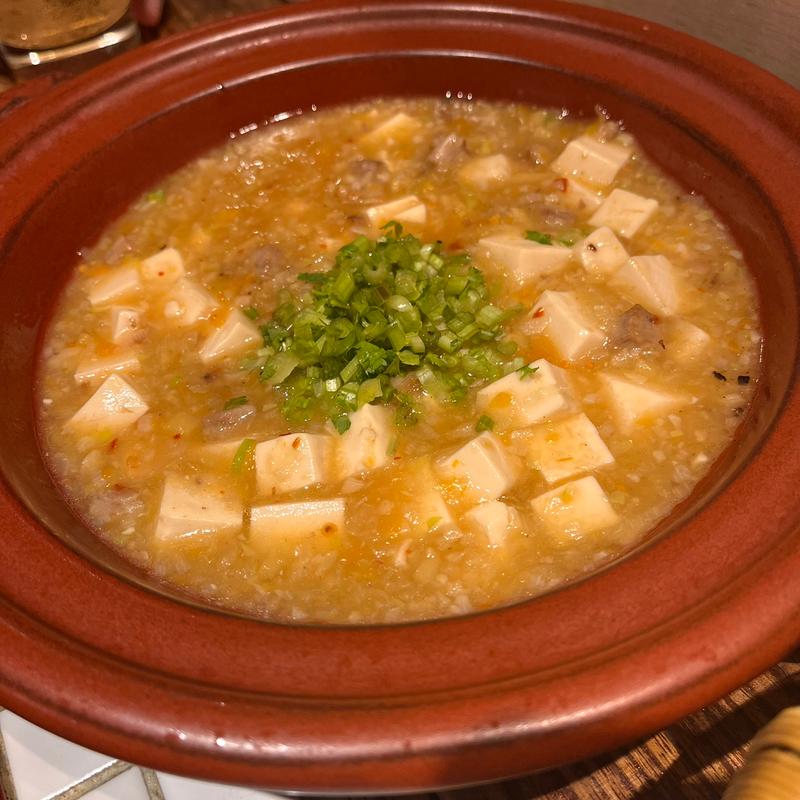 黄色い激辛麻婆豆腐(月世界)