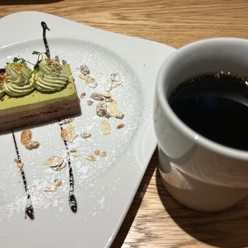 ピスタチオチョコラケーキセット(ブレンド)(むさしの森珈琲　仙台富沢店)