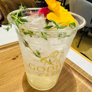 エルダーフラワーレモネード(GODIVA café Nihonbashi(ゴディバカフェ日本橋))