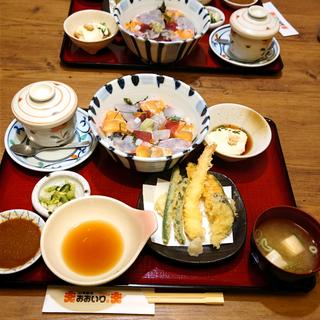 海鮮丼天ぷら付き(おおいり 有田店)