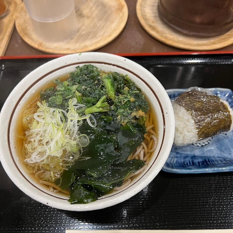春菊天そば　おにぎり(蕎麦饂飩 壱参壱 酒場)