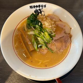 豚骨中華そば(豚骨中華そば　がんたれ)