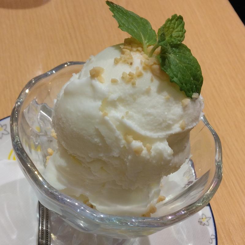 ココナッツアイス(ティーヌン 川崎ダイス店)