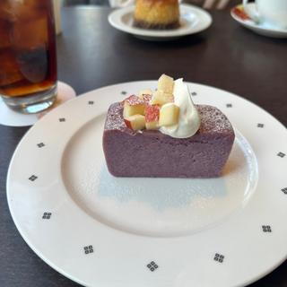 紫芋のテリーヌ(コンテナ カフェ＆バー （CONTAINER Cafe&Bar）)