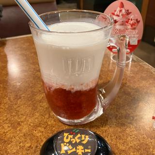 イチゴミルクL(びっくりドンキー 豊橋藤沢店)