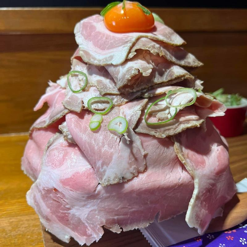 ローストポーク丼 大(食匠 なる花)