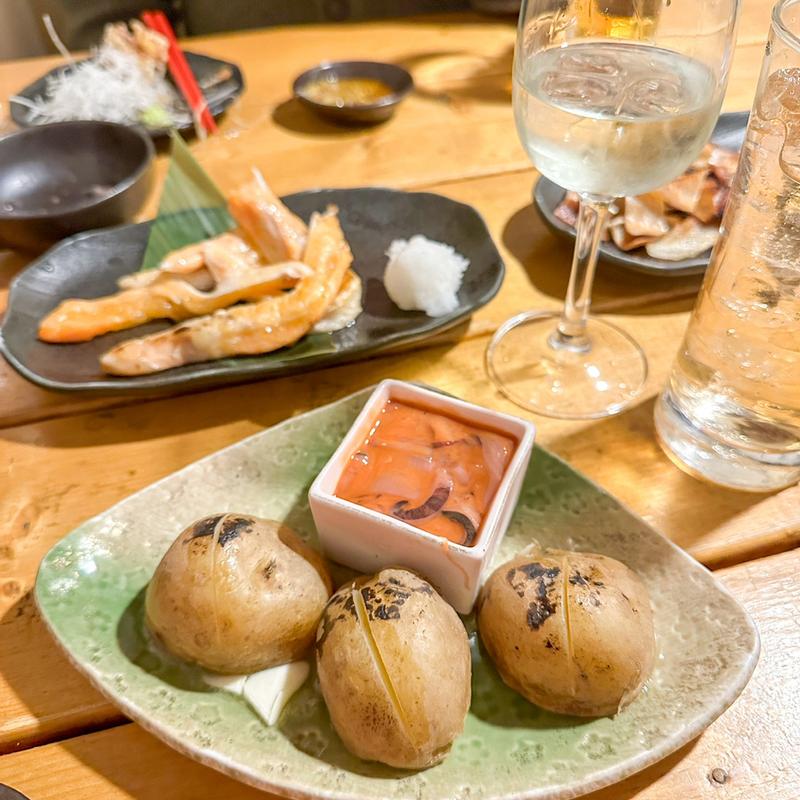 塩辛じゃがバター(北海道産地直送驚キ海鮮居酒屋 うおっと)