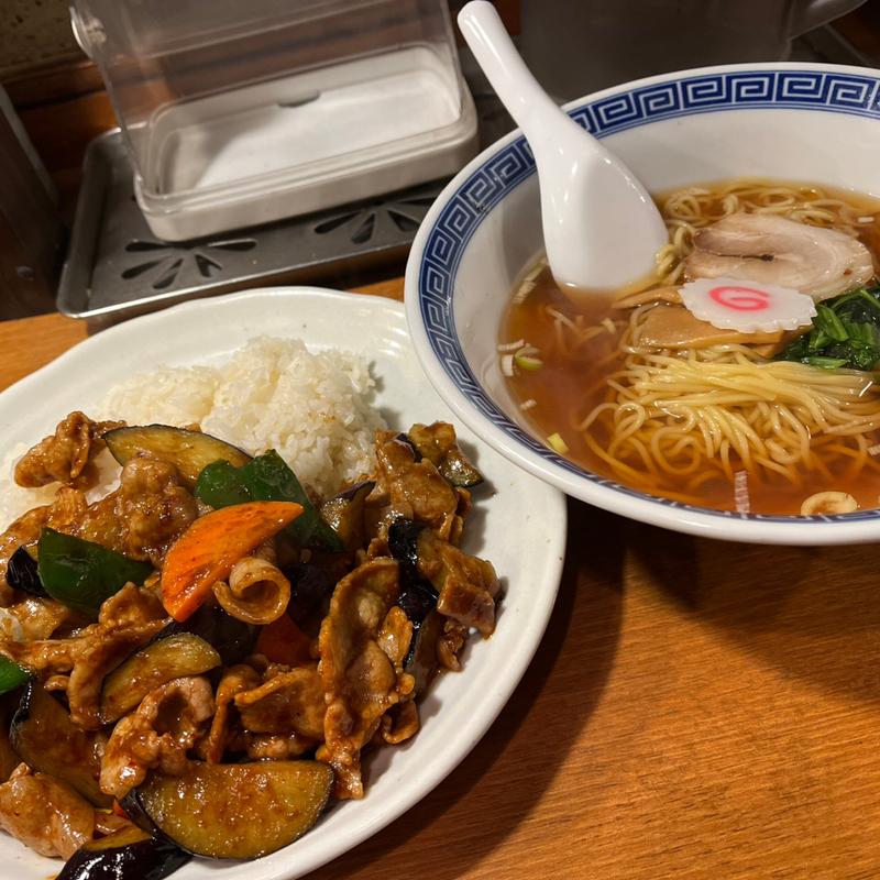 ナス味噌飯＋半ラーメン(えびす飯店 恵比寿店)