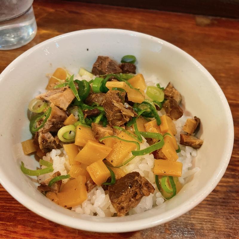 まかない丼(肥後橋ラーめん亭 （ひごばしらーめんてい）)