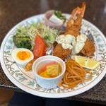 エビフライランチ(喫茶小山)