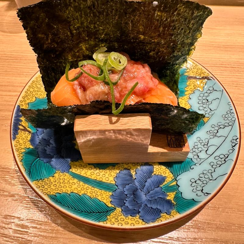 ネギトロサーモン手巻き(貝 刺身専門店 しらはら )