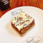 金柑ショコラと黒胡椒とホワイトチョコレートのベイク(めぐみ焼菓子店（4月のさかなデザイン社）)