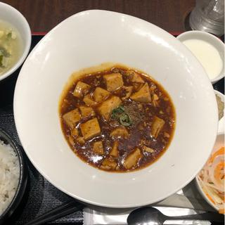 麻婆豆腐ランチ(天津ダック 大手町店)