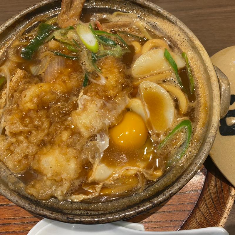 天ぷら味噌煮込みうどん(山本屋本店 エスカ店 （やまもとやほんてん）)
