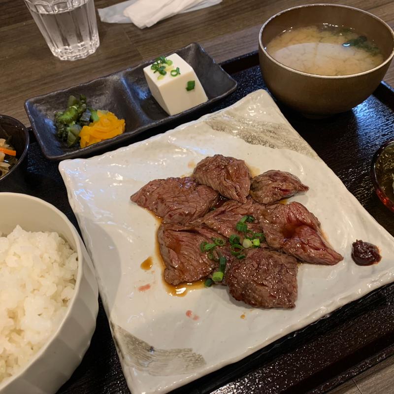 牛さがりの焼き定食(さいまや)