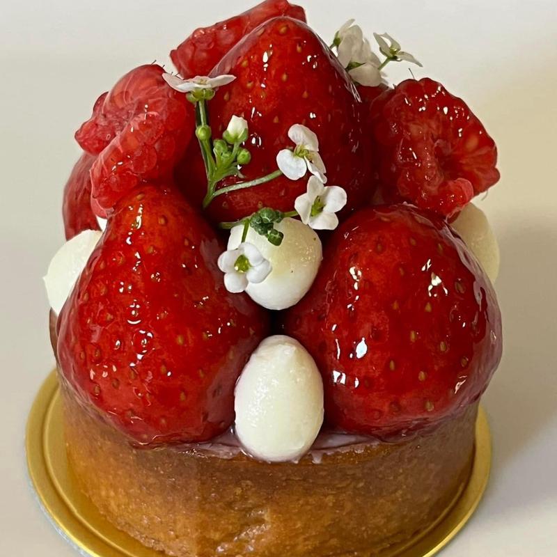 苺とリコッタのタルト(RIVA chocolatier)