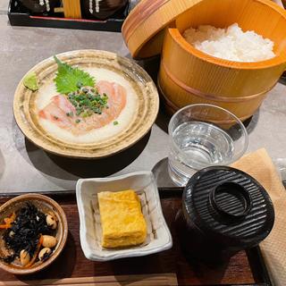 出汁とろろ鯛の味噌漬け刺身定食(土鍋ごはん いくしか)
