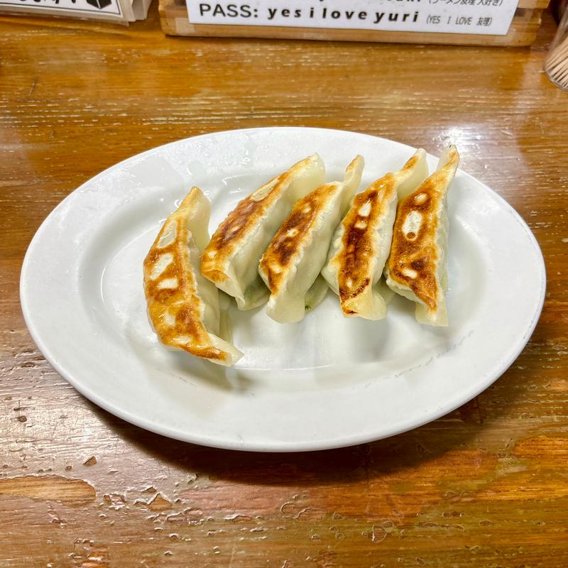 ギョーザ(九州ラーメン 友理)