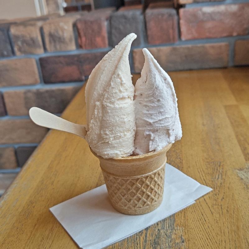 ジェラート（ダブル）(ナミキ （NＡＭＩＫＩ）)