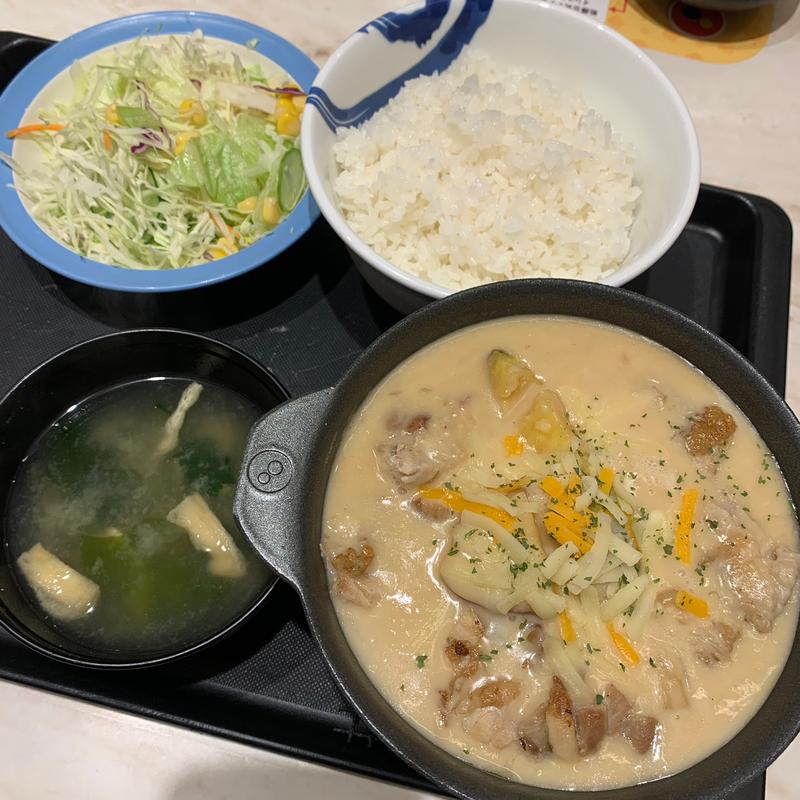 シュクメルリ鍋定食(マイカリー食堂　西新宿タワー60店)