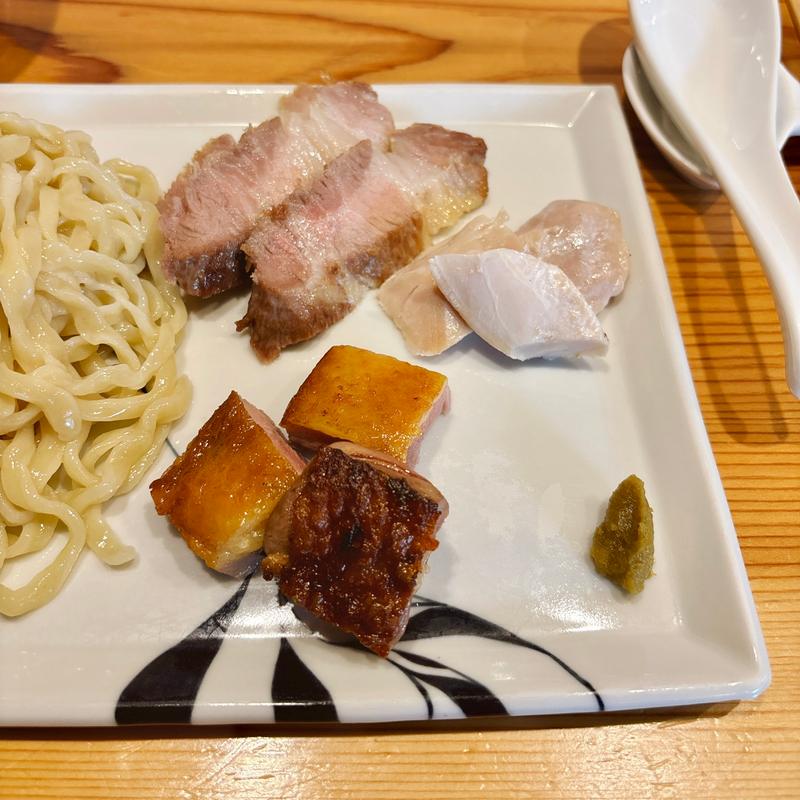 得肉三昧(らーめんかねかつ)