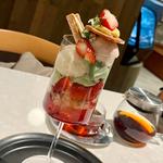 春のパルフェ 〜苺〜(beyond the box -Tower side cafe-)