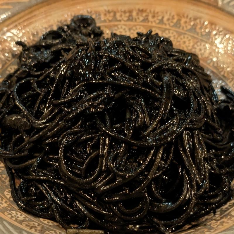 イカスミのパスタ(will o' wisp)