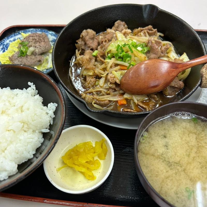 牛スタミナ定食(やまの食堂 )