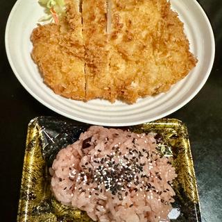 お赤飯＋ジャンボチキンカツ(ベルクス 東墨田店)