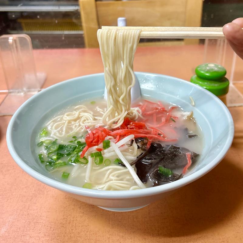 紅生姜ラーメン(九州ラーメン日吉 大和田店)