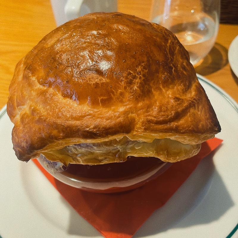 若鶏とそら豆のポタージュパイ(oliver)