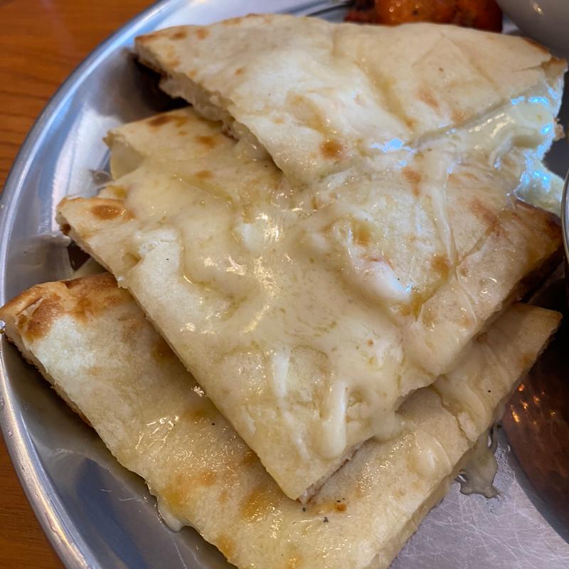 チーズナン(アンナプルナ)