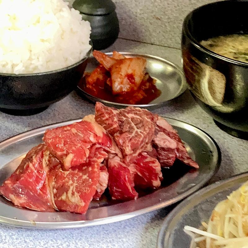 赤身定食(不器用に生きた軌跡の果てに 本店)