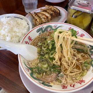 特製醤油ラーメン+餃子定食(魁力屋 多摩ニュータウン通り店)