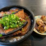 うめ豚丼(たなべ。 （タナベマル）)