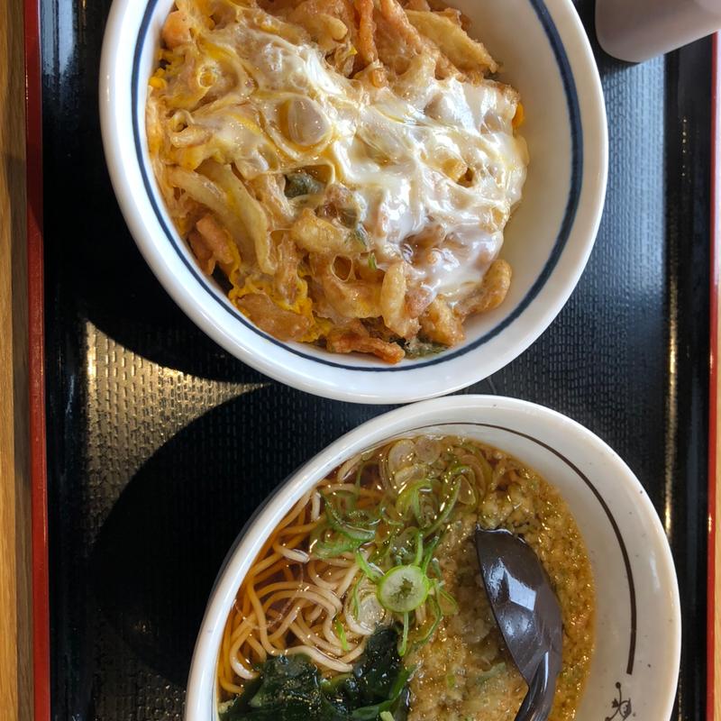 かき揚げ丼　たぬきそば【Aセット】(山田うどん食堂 太田50号バイパス店)