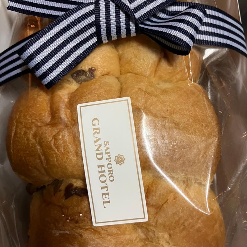 小豆パン(ザ・ベーカリー＆ペイストリー)