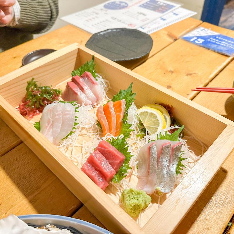 お刺身盛り合わせ 5点盛り(北海道産地直送驚キ海鮮居酒屋 うおっと)