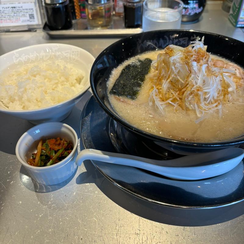 嵐げんこつラーメン塩シャキネギ(らあめん花月嵐 弘前安原店 )