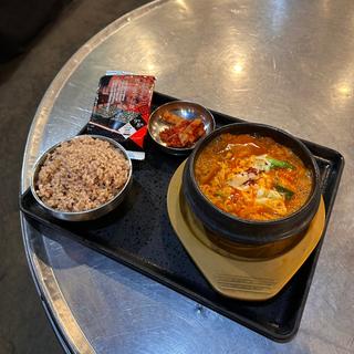 (韓豚屋 八重洲店)